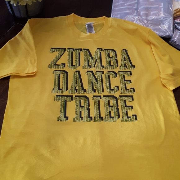 Zumba (R) XL size T-shirts - Picture 2 of 14